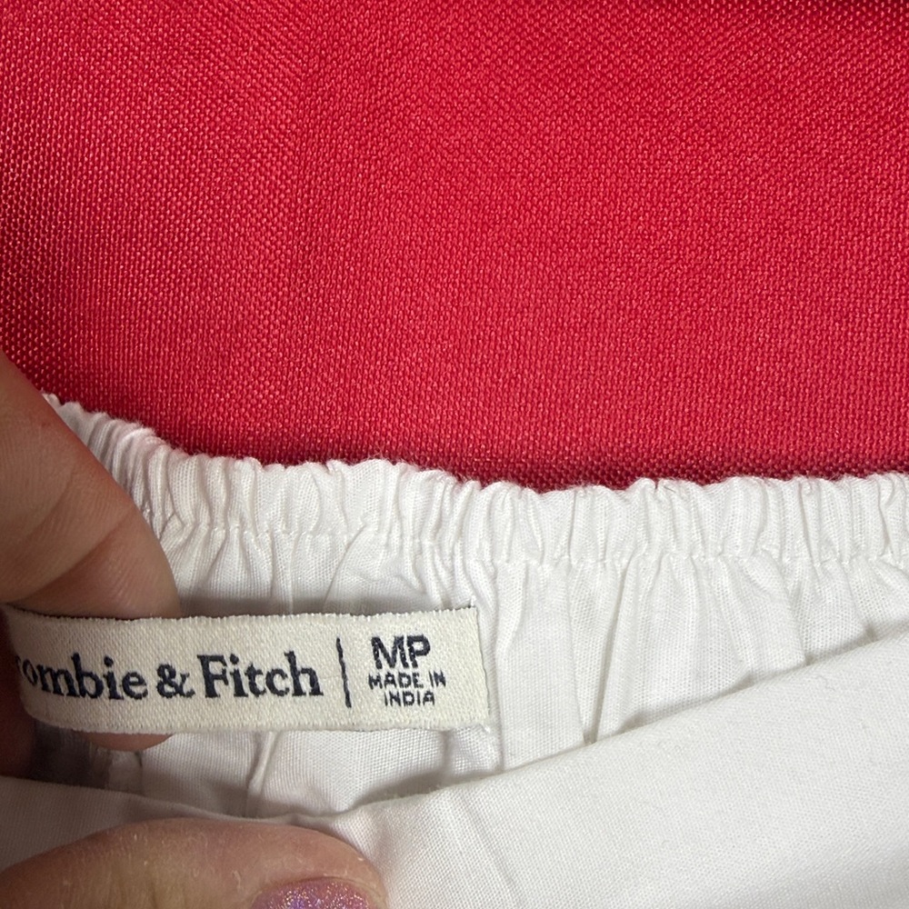(N5) Abercrombie & Fitch
Vintage embroidered skirt with ruffles, long, size MP - Picture 10 of 16